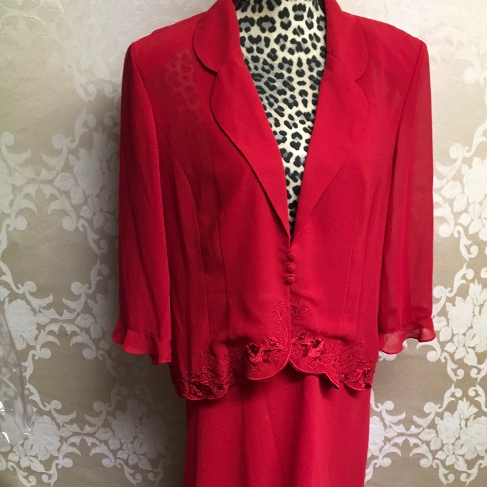 NWT - 2 Piece, red, Skirt and Jacket. PLAZA SOUTH